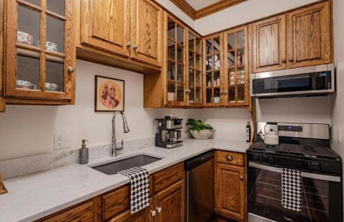 Akrons Werner House Historic 4 Bedroom Luxury - Foto 28