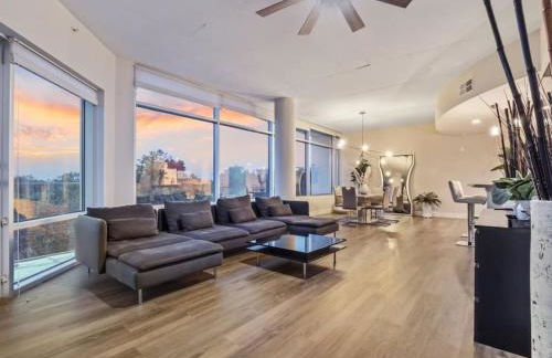 4Bedroom/ 2bath 2100sq ft Thorton Park Master Suite - Foto 1