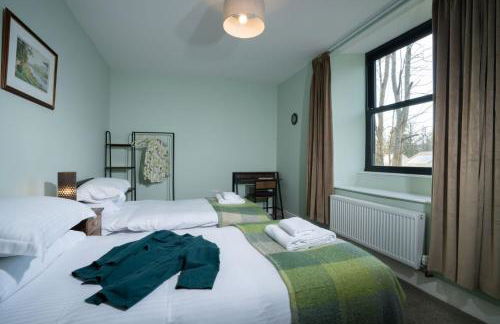 New 2 Bedroom Home at Waterhead Range by LetMeStay - Foto 22