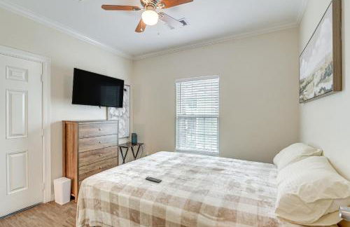 Walk to Beach and Moody Mansion Galveston Home! - Foto 9