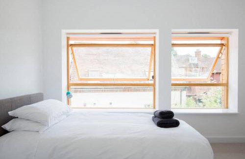 King Bed Joy Lane, Chichester near Goodwood - Foto 18