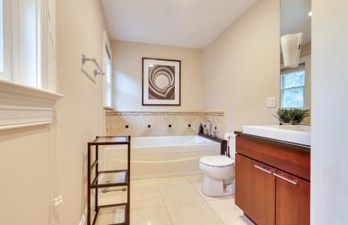 Hudson River Views Briarcliff Manor Home with Deck - Foto 21