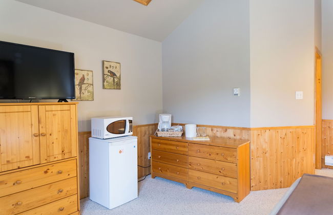 Middle Brook Cottages & Chalets - Photo 36