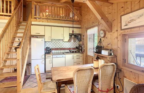 Appartement cosy avec mezzanine, au pied des pistes à Combloux, parking inclus - FR-1-560-25 - Foto 1