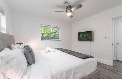 New Apt 2 Bed 2 Bath with Amazing PATIO - Foto 43