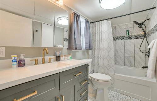 1 Mi to Otsego Lake Pet Friendly Family Home - Foto 14