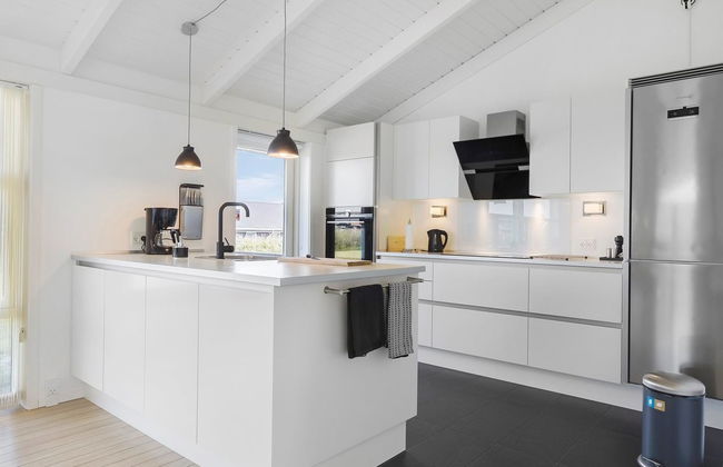 "Paul" - 100m from the sea - Photo 24