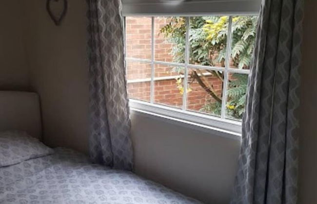 Lovely 2-bed Chalet at Robinhood Retreat Free Park - Foto 2