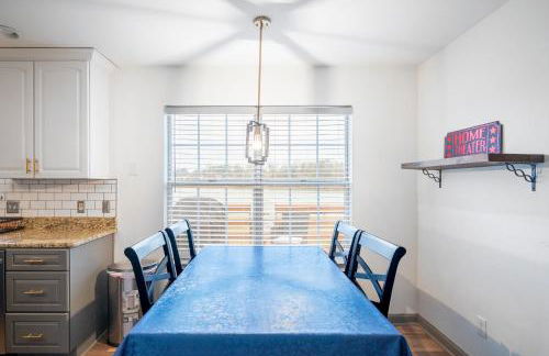 3BR Lakefront in Nashville with BBQ & Hot Tub - Foto 12