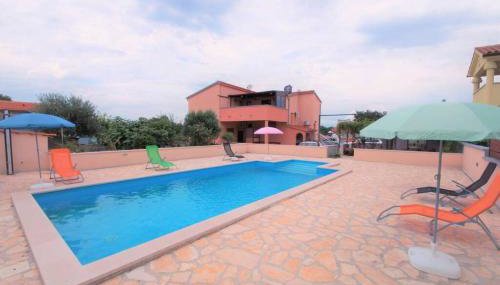 Sunny apartment with pool - Foto 4