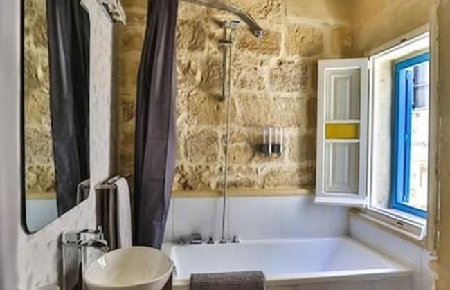 Myn Zondadari - Foto 16