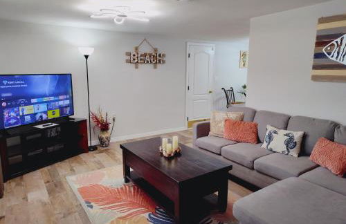 Heated & Screened in Pool - Photo 22