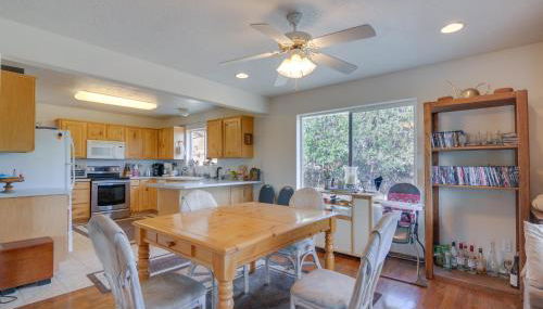 Alton Cabin with Deck about 2 Mi to Dixie Natl Forest! - Foto 2