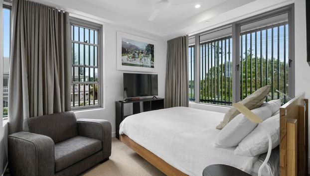 Bilinga Beachfront Luxury at Lana - Photo 2, Chambre