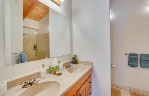 Hawaiian Retreat with Ocean Views in Captain Cook! - Foto 15