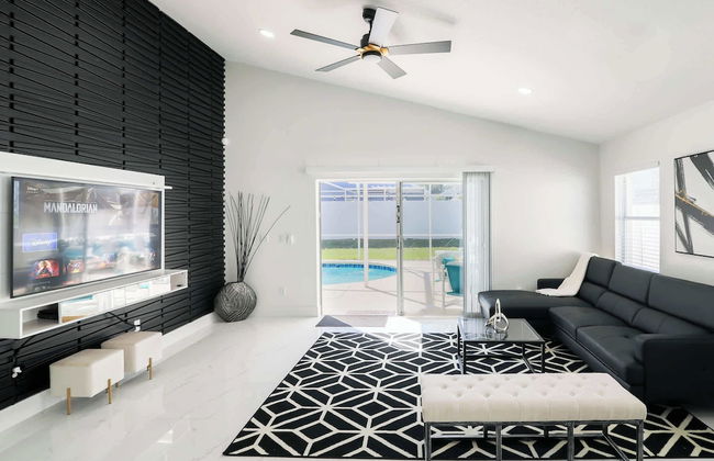 Modern Dream Disney Vacation Getaway Pool - Foto 15