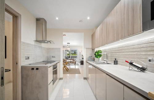 Apartamento de 2 dormitorios en Las Gaviotas - Puerto Banús - Photo 11