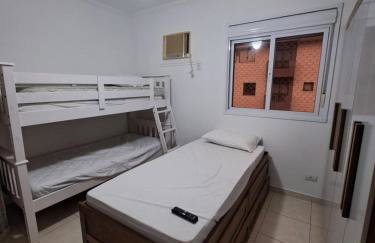 LINDO APARTAMENTO EM UBATUBA NA PRAIA DO ITAGUA, SAUNA, PISCINA, WI-FI, AR CONDICIONADO, 2 VAGAS DE ESTACIONAMENTO e BELA VISTA DA SACADA - Foto 21