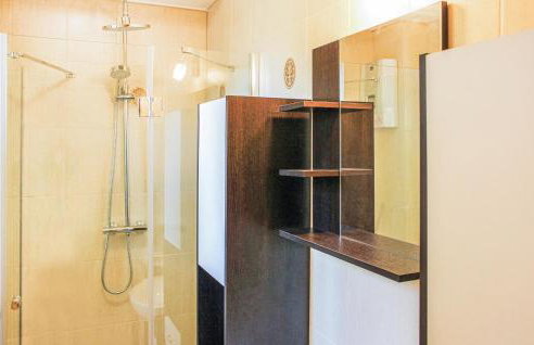 Gorgeous Home In Nowe Warpno With Wifi - Foto 17