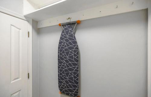 Elegant Retreat Spacious with Outdoor Fireplace - Foto 18