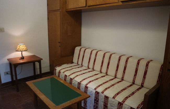 Agriturismo Poggio di Montepescoli - L'aia - Foto 12