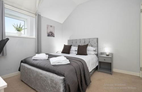 Modern 5-Bedroom House - Bannockburn - Photo 5