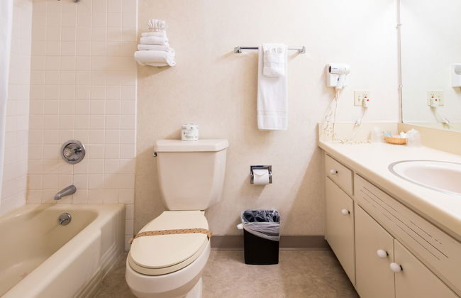 Coral Reef Inn & Suites - Foto 34