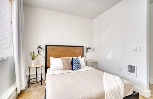 Studio Bliss Dual-Queen Stay in Vibrant Alberta - Photo 15