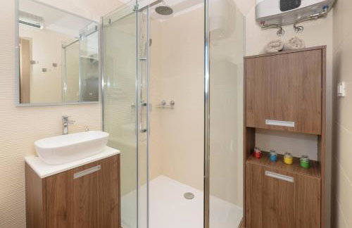 Relaxing pool villa Mattuzzi in Loborika - Foto 41