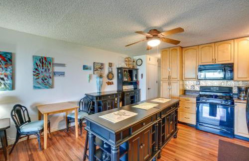 Molokai Island Retreat with Ocean View and Pool! - Foto 9