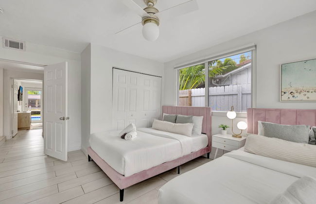 Poolside Paradise Dock & Pool! - Foto 8