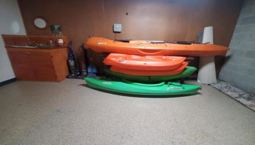 Gorgeous Cabin by Lake with Waterview and walking access - Foto 5