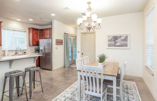 Upstay-2-Home Complex for 18ppl - Photo 12