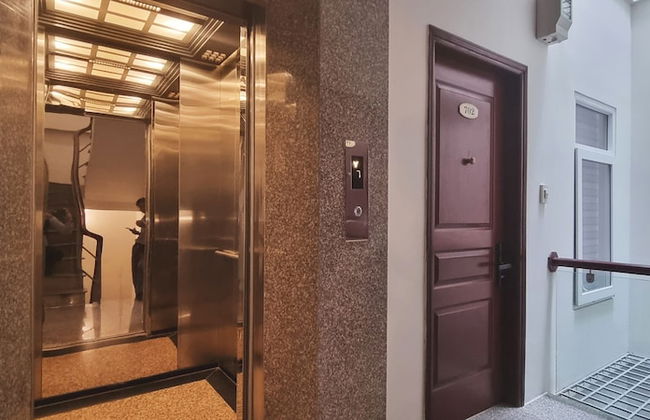 Ruby Serviced Apartment Lieu Giai - Photo 19