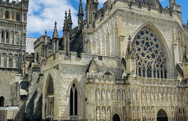 Cathedral Yard in Exeter - Foto 32