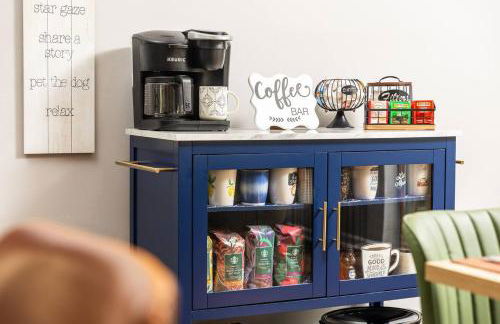 Petoskey Falls Escape-Hot Tub/Dogs/Petoskey/Boyne - Photo 23