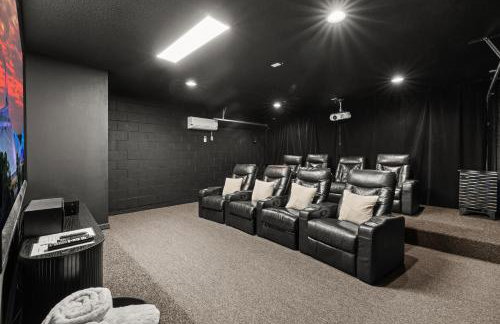 654- Newly Renovated Fabulous 4-Bedroom Pool Home in Watersong Resort, Game Room, Theater Room and More - Foto 60