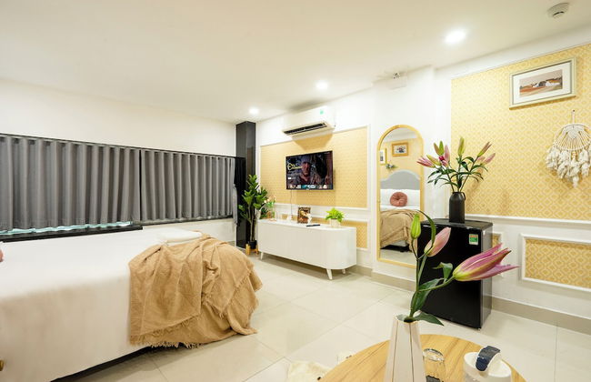 SAZI Church View Home - Free Nails/HairWash - Photo 12