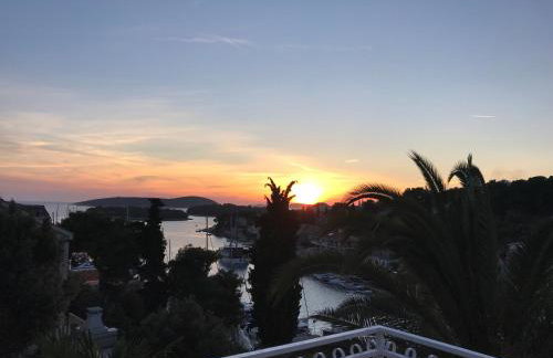 Apartment in Maslinica 70m from the sea - Photo 10