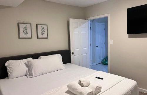 Haven 2 Bedroom by EWR airport - Photo 7