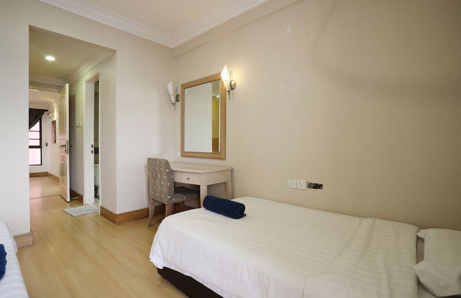 1st Choice Vacation Apartments at Marina Court Resort Resort - Photo 26