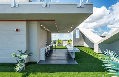 Stylish Apt with Pool and Gym near beach - Foto 8