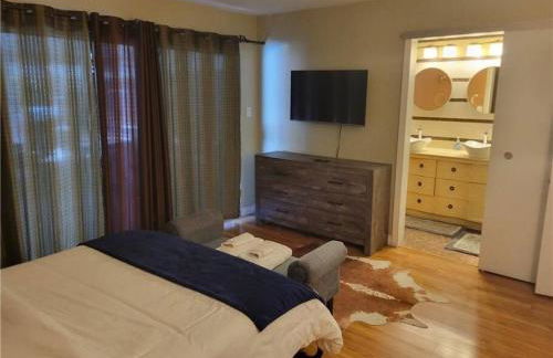 4 miles to Strip / Big house with pool - Foto 7