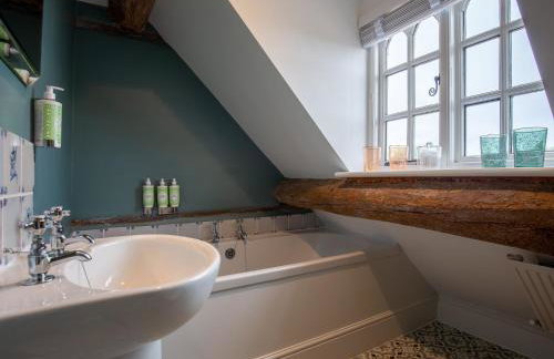 Beecham Farmhouse - Photo 38