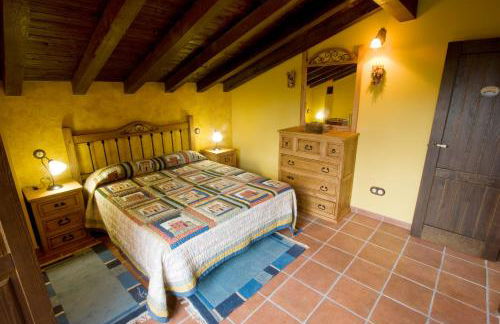 Casas Herrenales de Ulaca - Photo 15