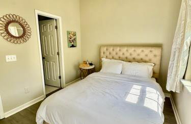 Modern Entire 2-Bedroom House for 6 Guests at University City - Foto 28