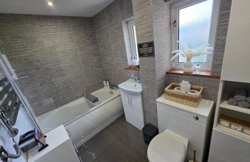 The Mountain Lake - Foto 23