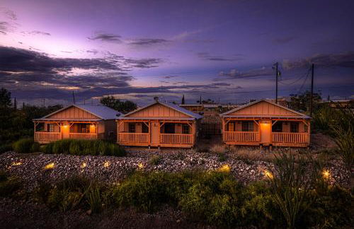 Miners Cabin #4 - King Bed - Private Balcony with Views - Foto 27