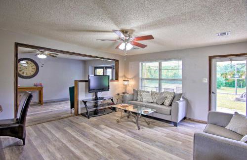 Quiet Clayton Home with Mountain Views 4 Mi to Lake! - Foto 3