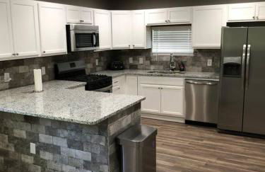 Downtown Contemporary yet Cozy Fun - Foto 19